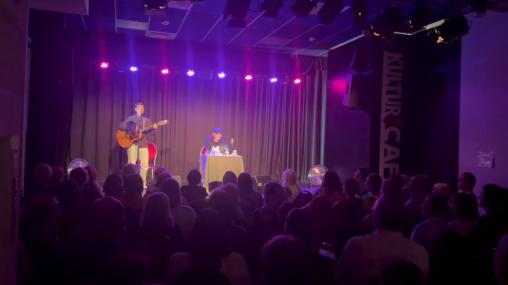 Henni Nachtsheim Video